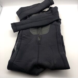 Quicksilver Hyperstretch Long sleeve Youth Wetsuit Size4/108 Black